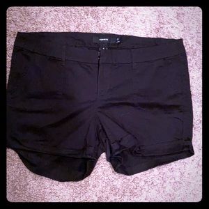 Torrid Size 18 stretchy shorts
